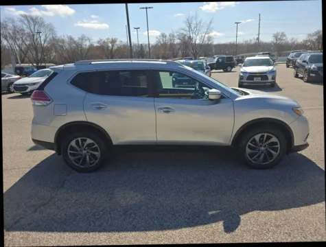 More photos of 2016 Nissan Rogue SL Sport Utility 4D at Main Street Motors, IN