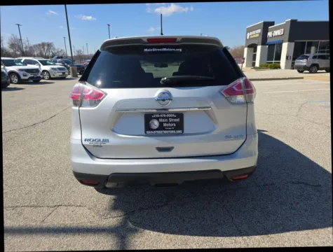 Another view of 2016 Nissan Rogue SL Sport Utility 4D for sale in Portage, IN at Main Street Motors