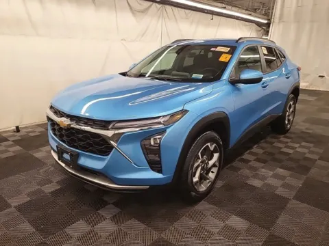 Blue 2025 Chevrolet Trax LT Sport Utility 4D for sale in Portage, IN