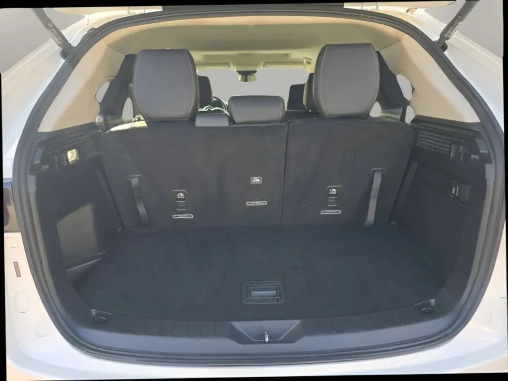 Mazda CX-90 photo 18
