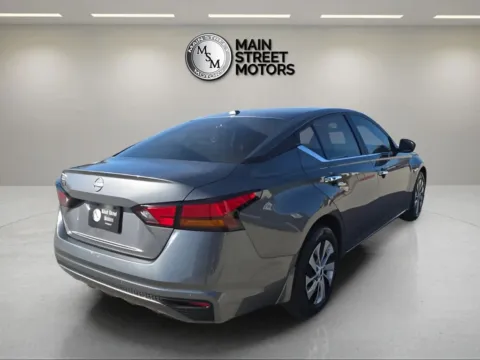 More photos of 2025 Nissan Altima 2.5 S Sedan 4D at Main Street Motors, IN