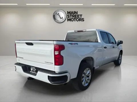 More photos of 2023 Chevrolet Silverado 1500 Crew Cab Custom Pickup 4D 6 1/2 ft at Main Street Motors, IN