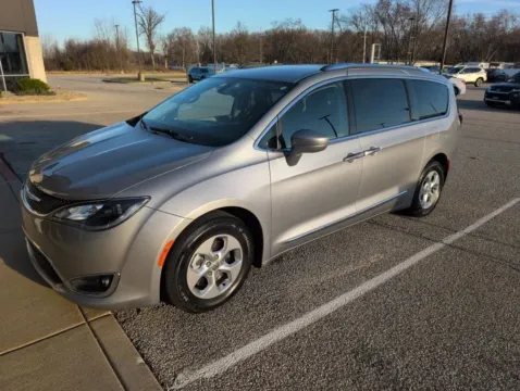 Silver 2017 Chrysler Pacifica Touring-L Plus Minivan 4D for sale in Portage, IN
