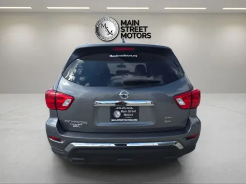 More photos of 2019 Nissan Pathfinder SV Sport Utility 4D at Main Street Motors, IN