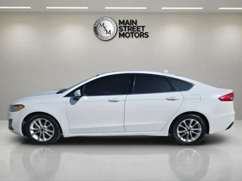 Photos of 2020 Ford Fusion SE Sedan 4D for sale in Portage, IN at Main Street Motors