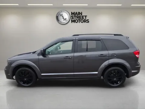 Photos of 2018 Dodge Journey SE Sport Utility 4D for sale in Portage, IN at Main Street Motors