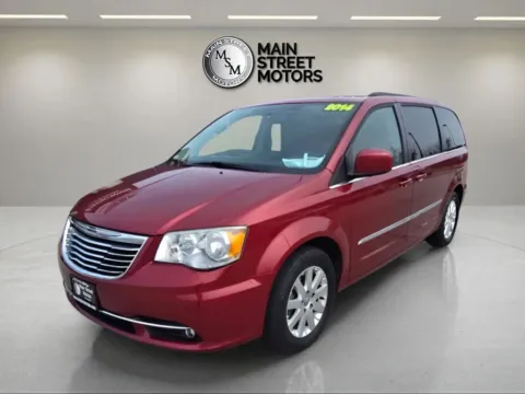 Red 2014 Chrysler Town & Country Touring Minivan 4D for sale in Portage, IN