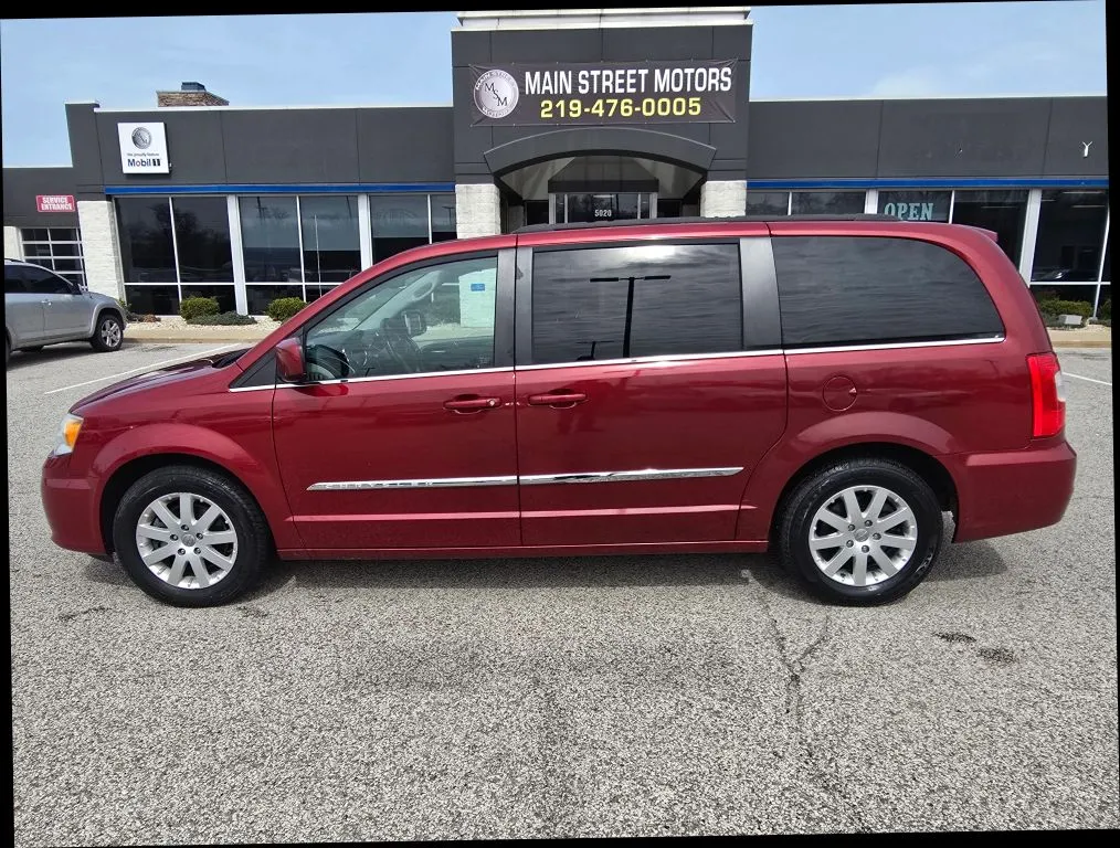 Red 2014 Chrysler Town & Country Touring Minivan 4D for sale in Portage, IN