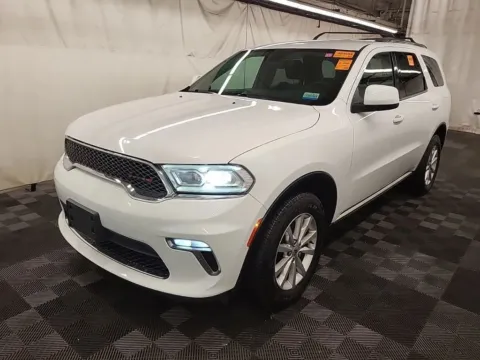 White 2022 Dodge Durango SXT Sport Utility 4D for sale in Portage, IN