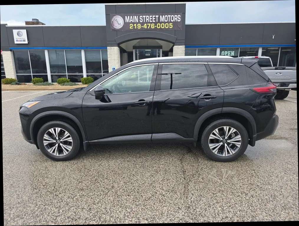 Black 2021 Nissan Rogue SV Sport Utility 4D for sale in Portage, IN