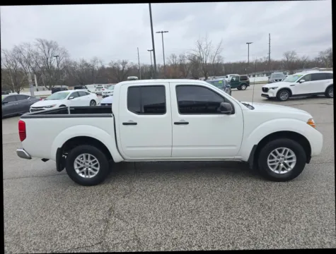 More photos of 2019 Nissan Frontier Crew Cab SV Pickup 4D 5 ft at Main Street Motors, IN