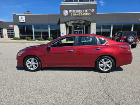 Red 2015 Nissan Altima 2.5 SV Sedan 4D for sale in Portage, IN
