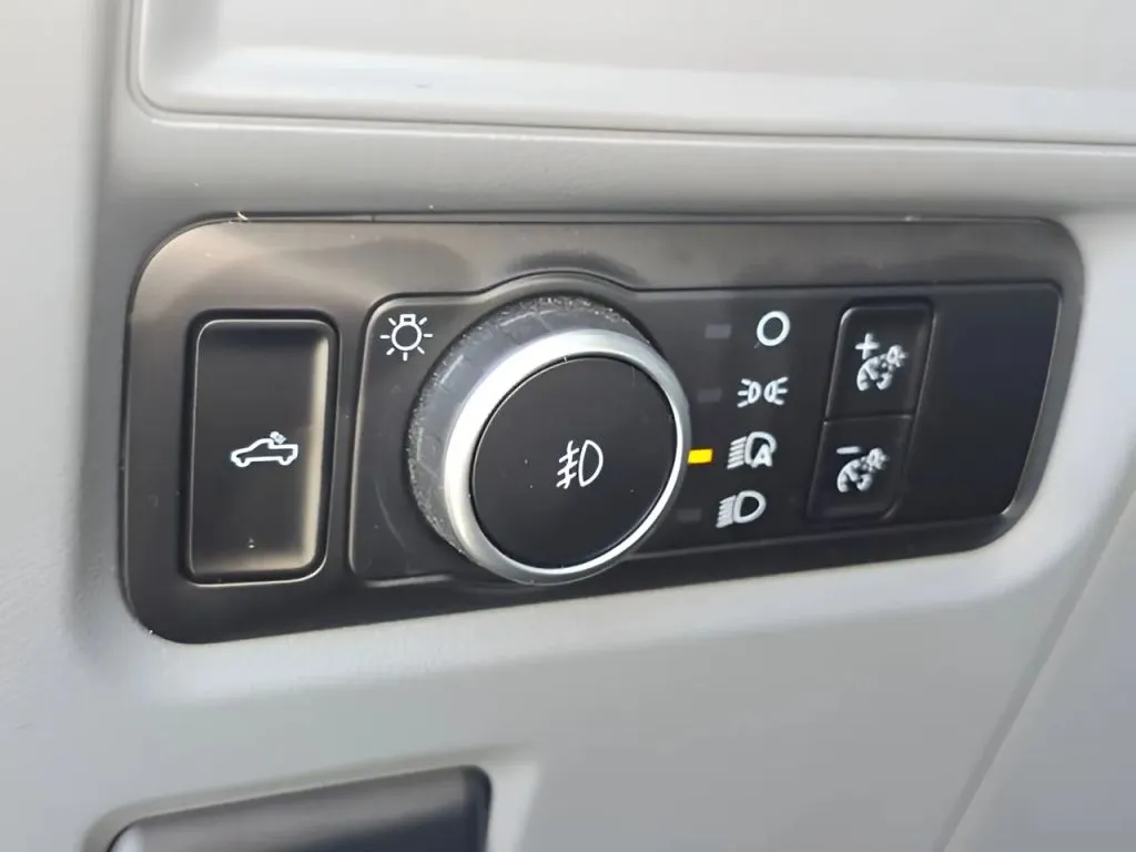 Ford F-150 photo 30
