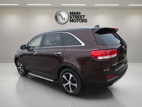 Another view of 2016 Kia Sorento EX Sport Utility 4D for sale in Portage, IN at Main Street Motors