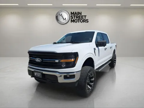 White 2024 Ford F-150 SuperCrew Cab XLT Pickup 4D 5 1/2 ft for sale in Portage, IN