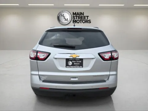 More photos of 2015 Chevrolet Traverse LT Sport Utility 4D at Main Street Motors, IN