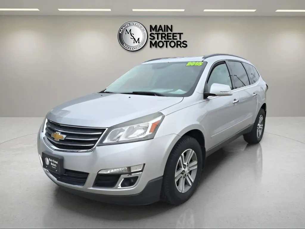 Silver 2015 Chevrolet Traverse LT Sport Utility 4D for sale in Portage, IN