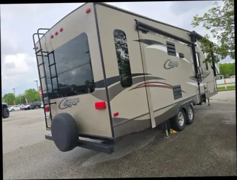 Photos of 2015 Keystone RV Cougar X-Lite FW 29RLI for sale in Portage, IN at Main Street Motors