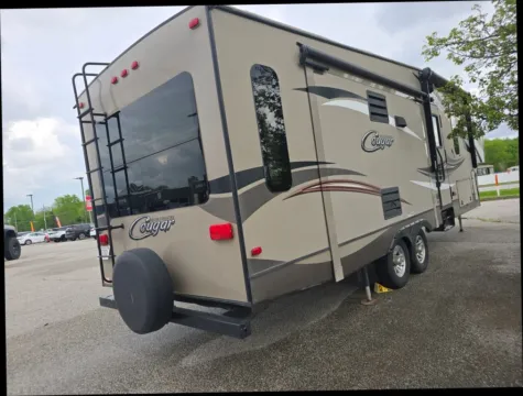 Another view of 2015 Keystone RV Cougar X-Lite FW 29RLI for sale in Portage, IN at Main Street Motors