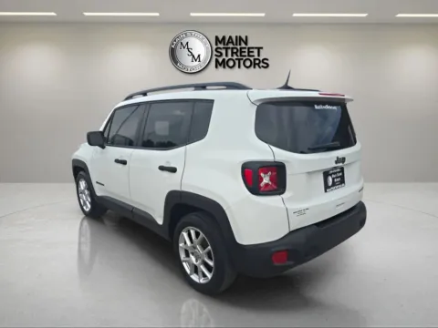 Another view of 2021 Jeep Renegade Sport SUV 4D for sale in Portage, IN at Main Street Motors