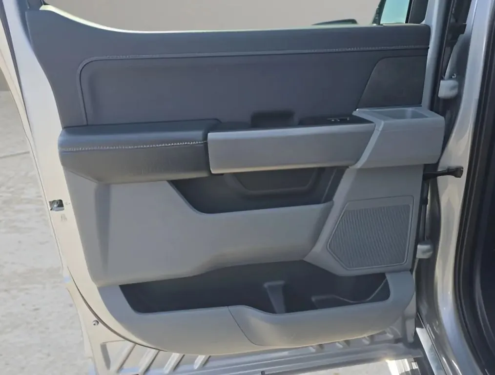 Ford F-150 photo 10