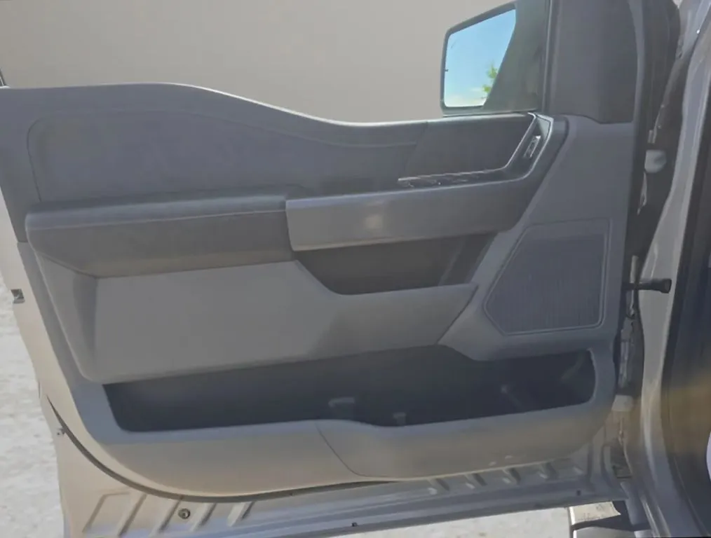 Ford F-150 photo 8