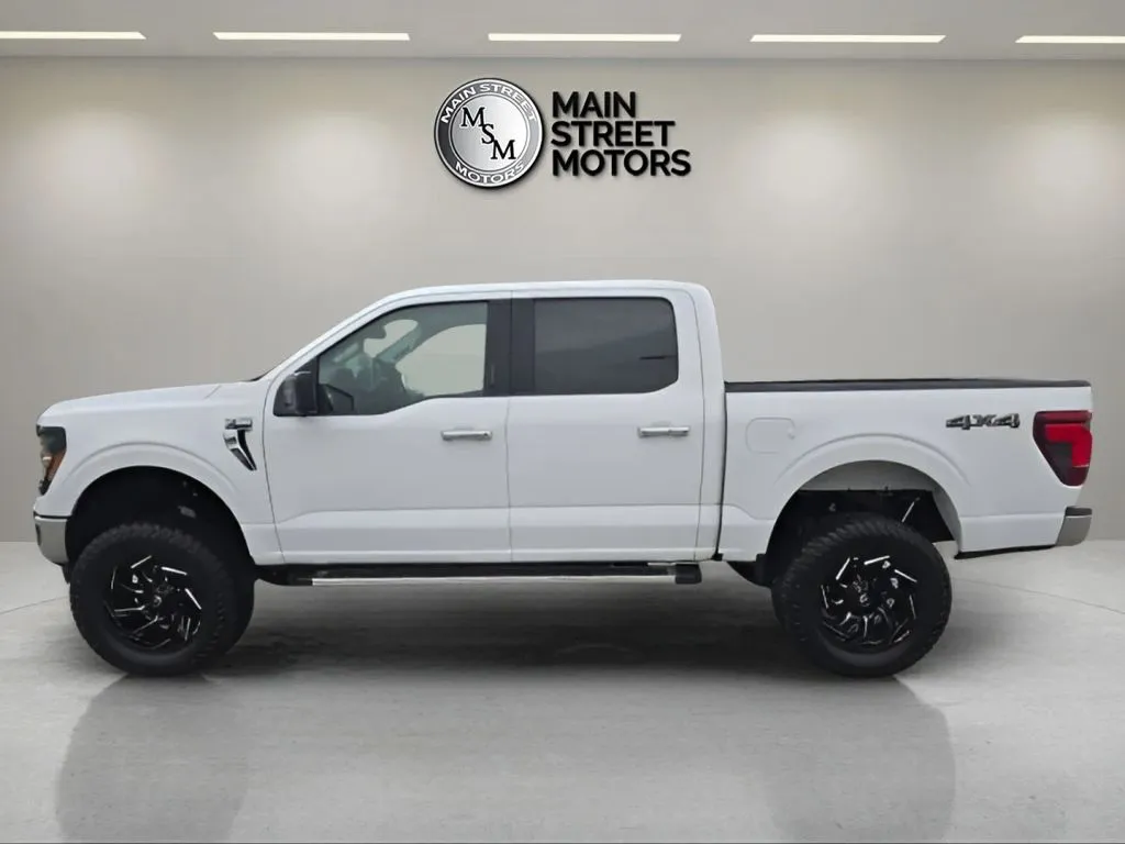 Ford F-150 photo 2