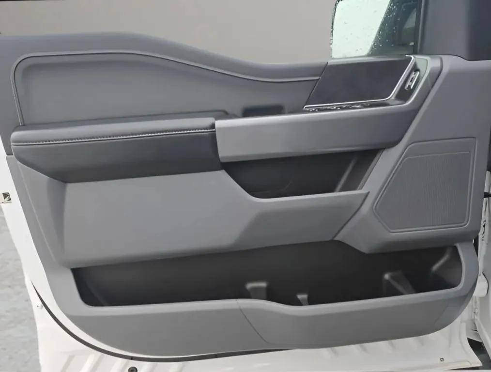 Ford F-150 photo 9