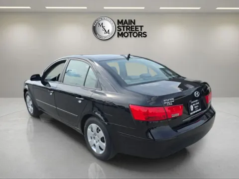 Another view of 2009 Hyundai Sonata GLS Sedan 4D for sale in Portage, IN at Main Street Motors