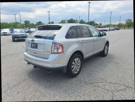 More photos of 2009 Ford Edge SEL Sport Utility 4D at Main Street Motors, IN