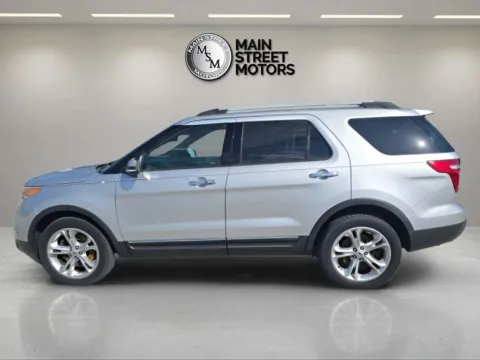 Photos of 2015 Ford Explorer Limited Sport Utility 4D for sale in Portage, IN at Main Street Motors