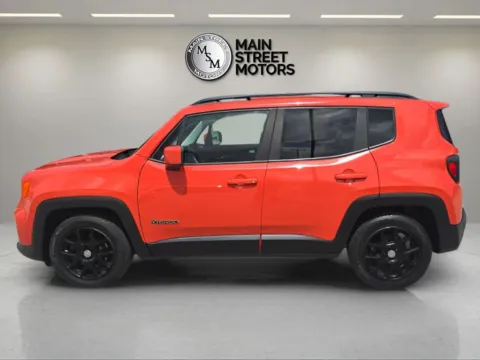 Photos of 2021 Jeep Renegade Latitude Sport Utility 4D for sale in Portage, IN at Main Street Motors
