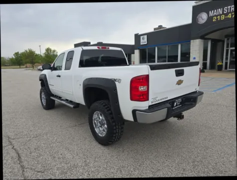 Photos of 2009 Chevrolet Silverado 1500 Extended Cab LS Pickup 4D 6 1/2 ft for sale in Portage, IN at Main Street Motors