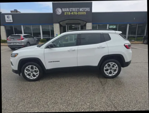 White 2025 Jeep Compass Latitude Sport Utility 4D for sale in Portage, IN