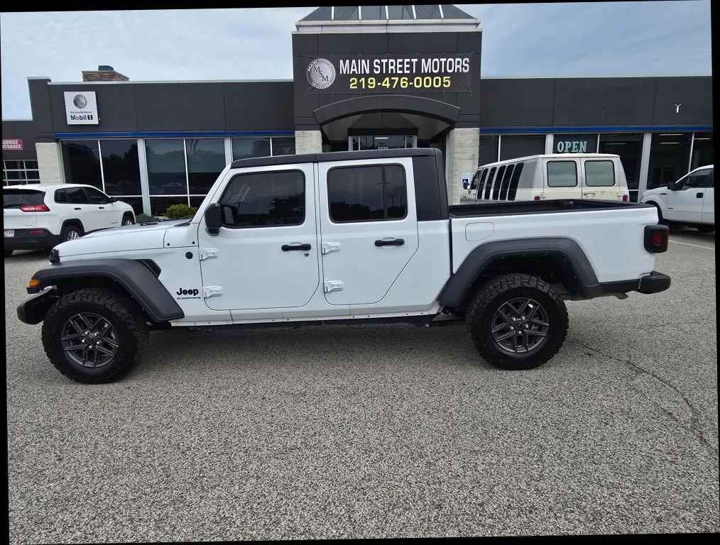 White 2025 Jeep Gladiator Sport S Pickup 4D 5 ft for sale in Portage, IN