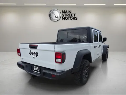 More photos of 2025 Jeep Gladiator Sport S Pickup 4D 5 ft at Main Street Motors, IN