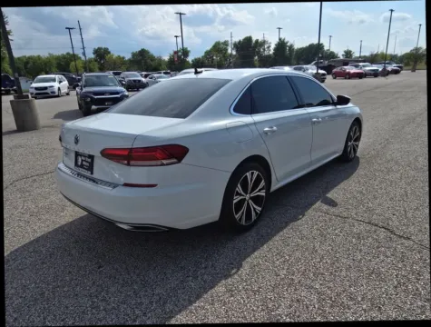 More photos of 2021 Volkswagen Passat SE Sedan 4D at Main Street Motors, IN