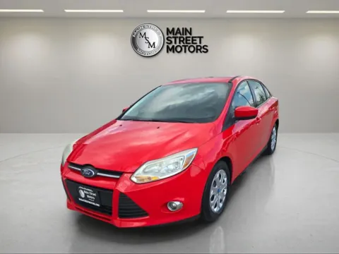 Red 2012 Ford Focus SE Sedan 4D for sale in Portage, IN