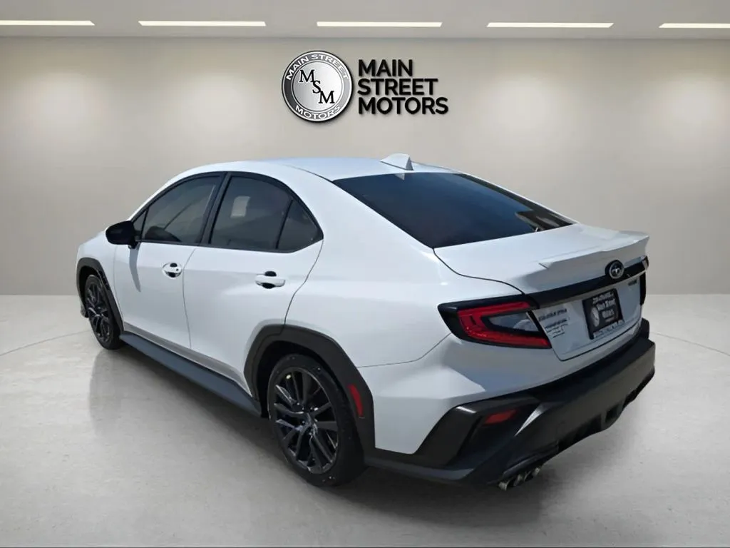 Subaru WRX photo 3