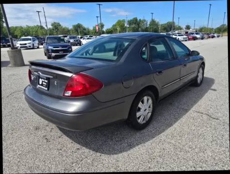 More photos of 2003 Ford Taurus SEL Sedan 4D at Main Street Motors, IN