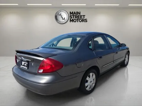 More photos of 2003 Ford Taurus SEL Sedan 4D at Main Street Motors, IN