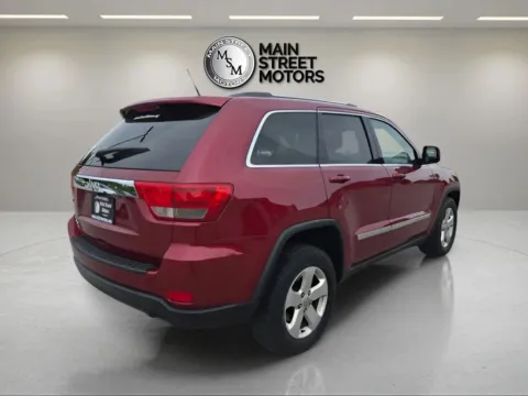 More photos of 2012 Jeep Grand Cherokee Laredo Sport Utility 4D at Main Street Motors, IN