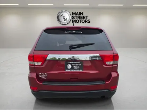 More photos of 2012 Jeep Grand Cherokee Laredo Sport Utility 4D at Main Street Motors, IN
