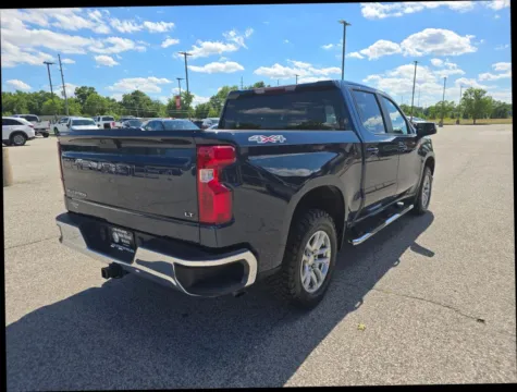 More photos of 2022 Chevrolet Silverado 1500 Limited Crew Cab LT Pickup 4D 5 3/4 ft at Main Street Motors, IN