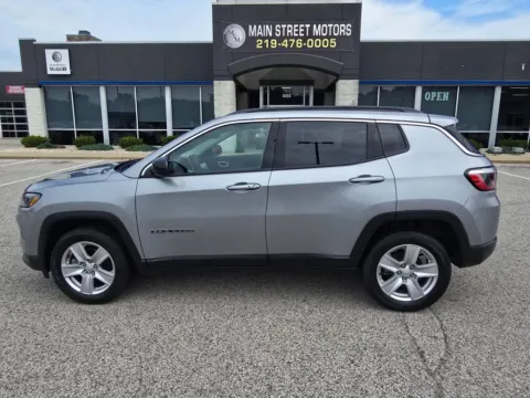 Silver 2022 Jeep Compass Latitude Sport Utility 4D for sale in Portage, IN