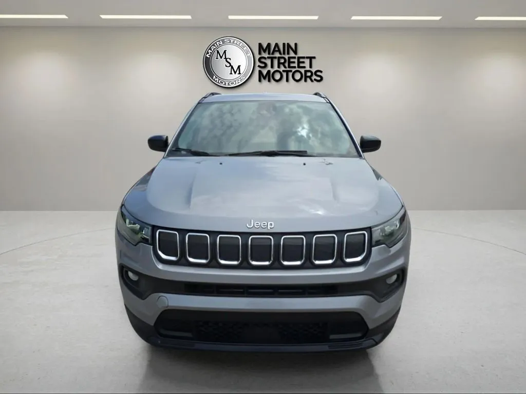 Jeep Compass photo 8
