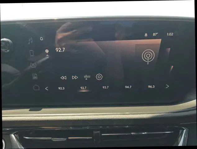 Buick Envista photo 26