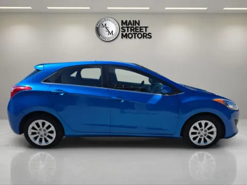 More photos of 2017 Hyundai Elantra GT Hatchback 4D at Main Street Motors, IN