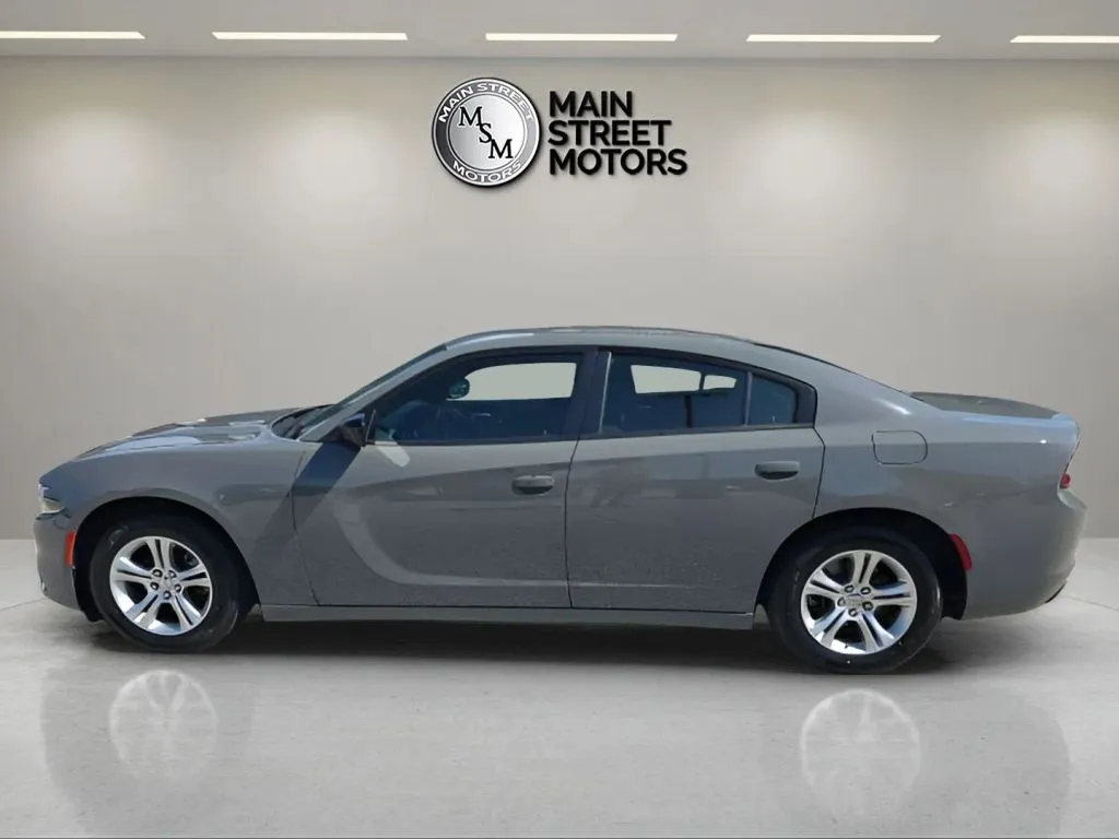 Dodge Charger photo 2
