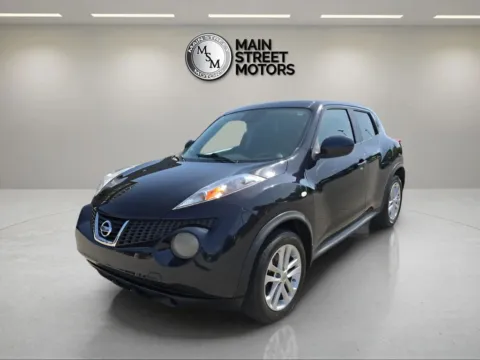 Black 2013 Nissan JUKE SV Sport Utility 4D for sale in Portage, IN